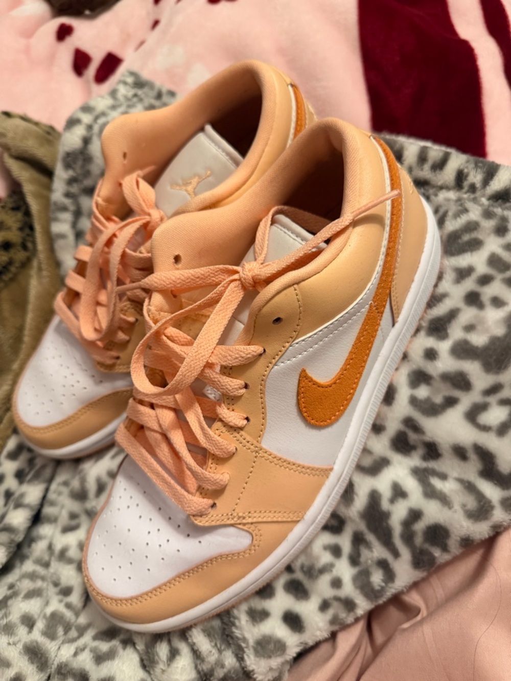 Jordan Low-Top Sneakers in Peach and Orange